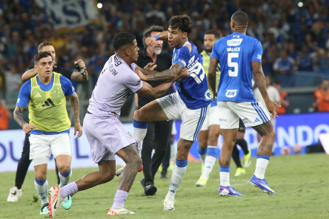 Dublador revela ofensas entre jogadores de Atlético e Cruzeiro durante briga