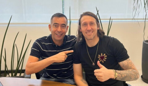 Empresário de ‘medalhões’ do Cruzeiro cobra R$ 13 milhões do Corinthians