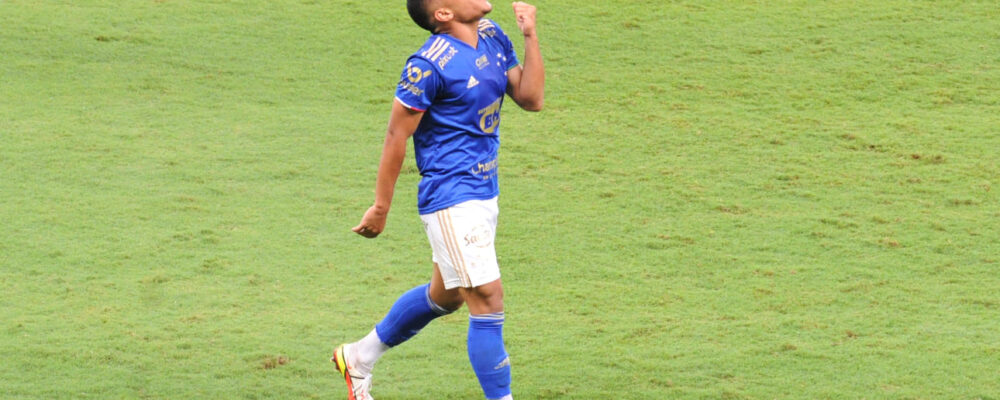 Estudo estima que ex-atacante do Cruzeiro vale quase R$ 500 milhões