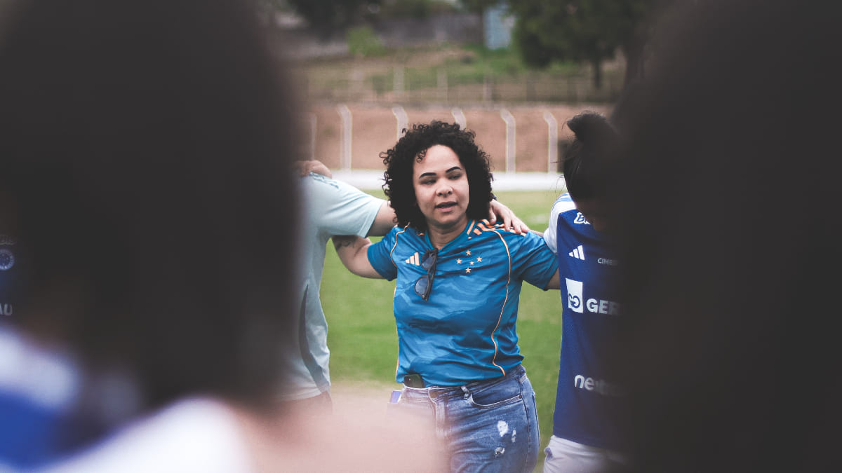 Ex-diretora do Cruzeiro nega acusação de racismo após GreNal