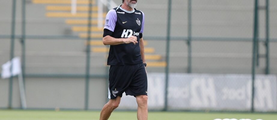 Fael detalha maratona do Atlético e aponta foco de Domínguez: ‘Recuperar quem sabe’