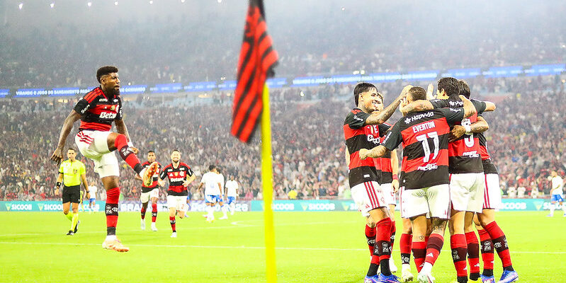 Flamengo provoca Cruzeiro após vitória pelo Brasileiro