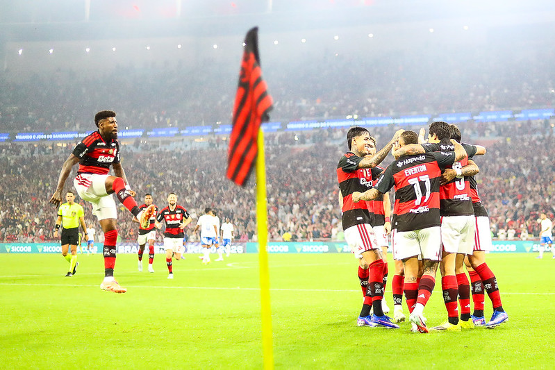 Flamengo provoca Cruzeiro após vitória pelo Brasileiro
