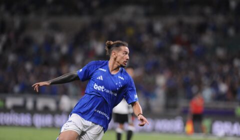 Foi gol de quem? Cruzeiro empata contra Vasco em lance com Chico da Costa e Villarreal