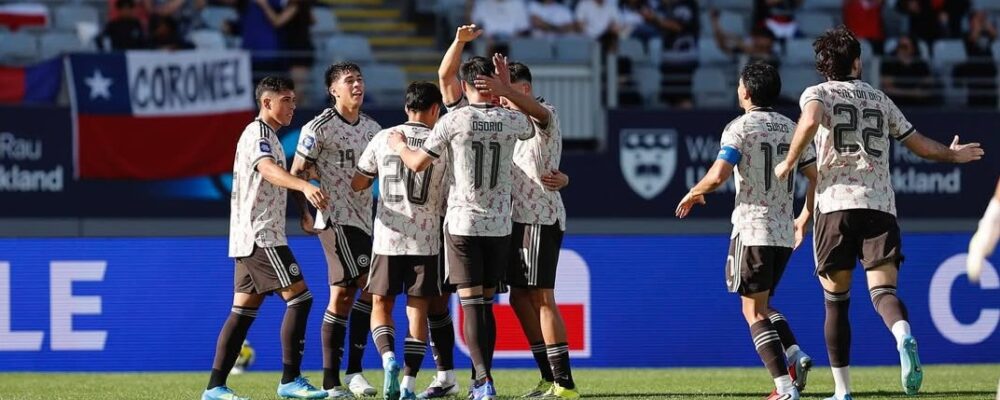 Jogador do Atlético é substituído, e técnico de seleção enfrenta ira da torcida: ‘Imprestável’