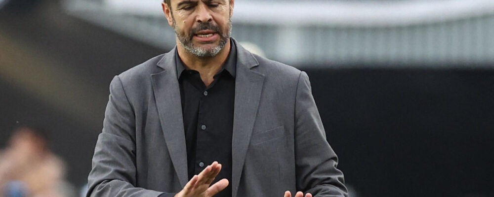 Jornalista questiona escolha do Cruzeiro por Artur Jorge: ‘Português meia-boca’