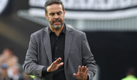 Jornalista questiona escolha do Cruzeiro por Artur Jorge: ‘Português meia-boca’