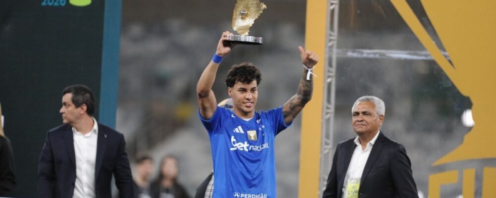 Kaio Jorge, do Cruzeiro, provoca jogador do Atlético: ‘Calma, meu garoto’