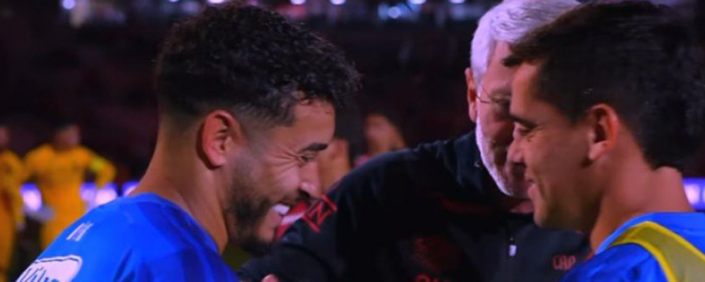 Lateral se pronuncia sobre risadas após derrota do Cruzeiro