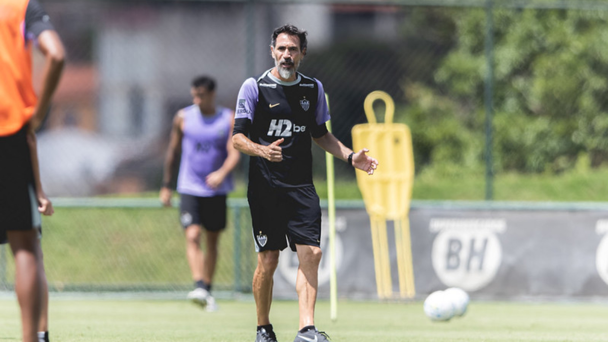 Os sete jogadores do Atlético que mais atuaram com Domínguez