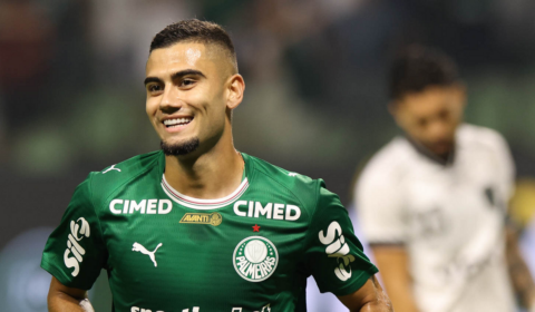 Palmeiras bate Botafogo em jogo com gol de Arias e confusão com Marlon Freitas