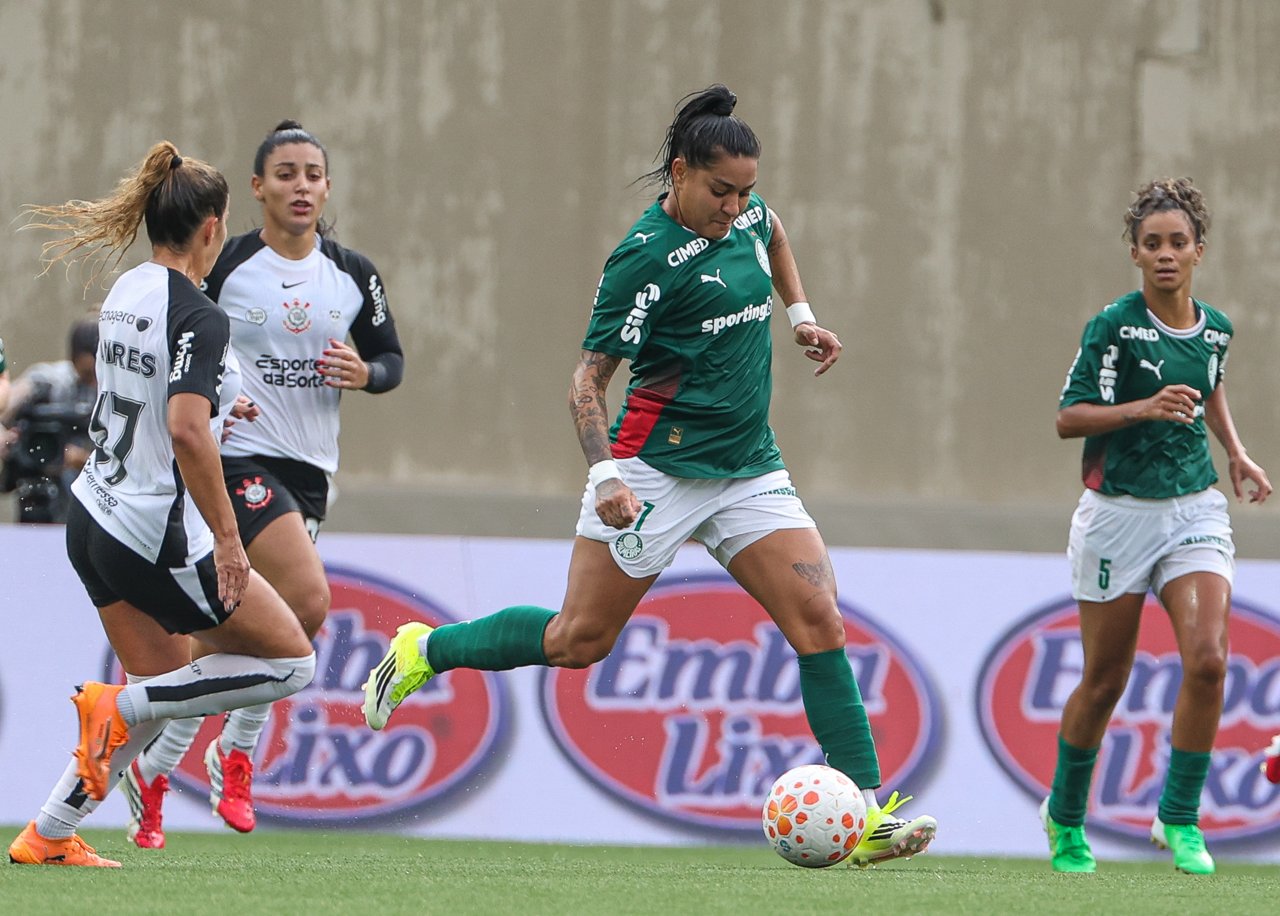 Palmeiras x Corinthians: onde assistir, horário e escalações pelo Brasileirão Feminino