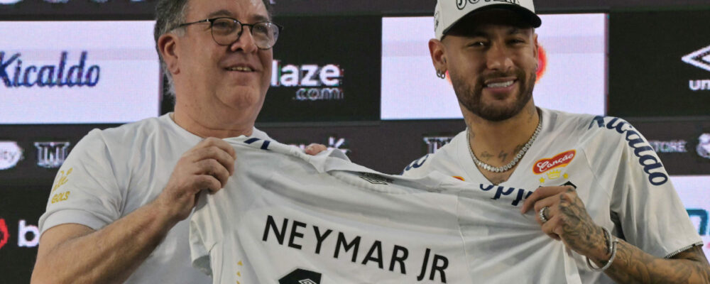 Presidente rebate declaração de Neymar após saída de zagueiro: ‘Falou na emoção’