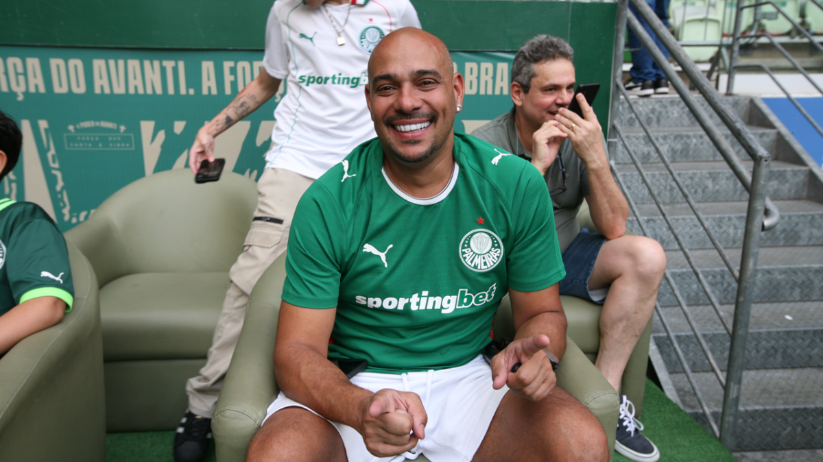 Sócio do Palmeiras vai ao Allianz Parque e é premiado com apartamento