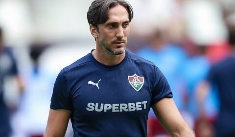 TDJ toma decisão sobre Zubeldía em Fluminense x Flamengo