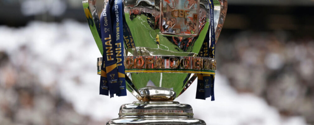 Time se inspira no Cruzeiro em comemoração na Copa do Brasil