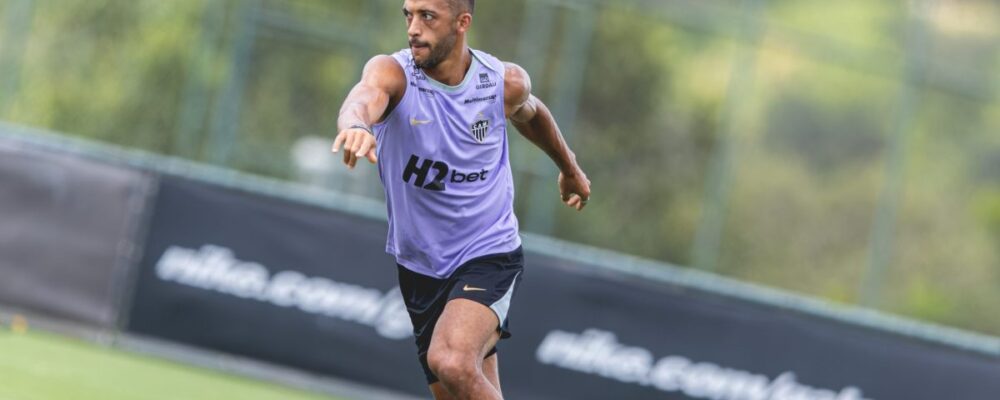 Vitor Hugo é liberado pelo DM do Atlético