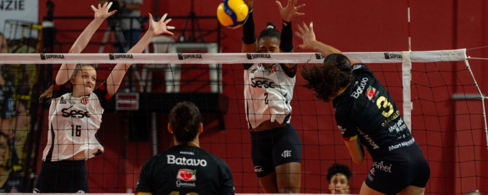 Vôlei: Mackenzie sofre com Simone Lee e perde para o Flamengo nas quartas da Superliga
