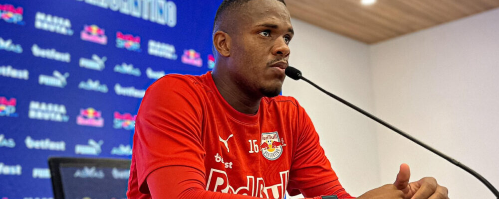 Zagueiro do Bragantino leva pena pesada por fala machista contra árbitra