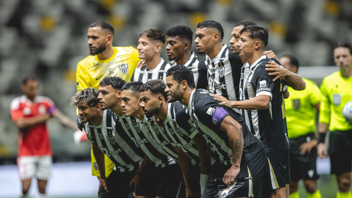 Zagueiro sofre lesão e desfalca Atlético para duelo com Vitória