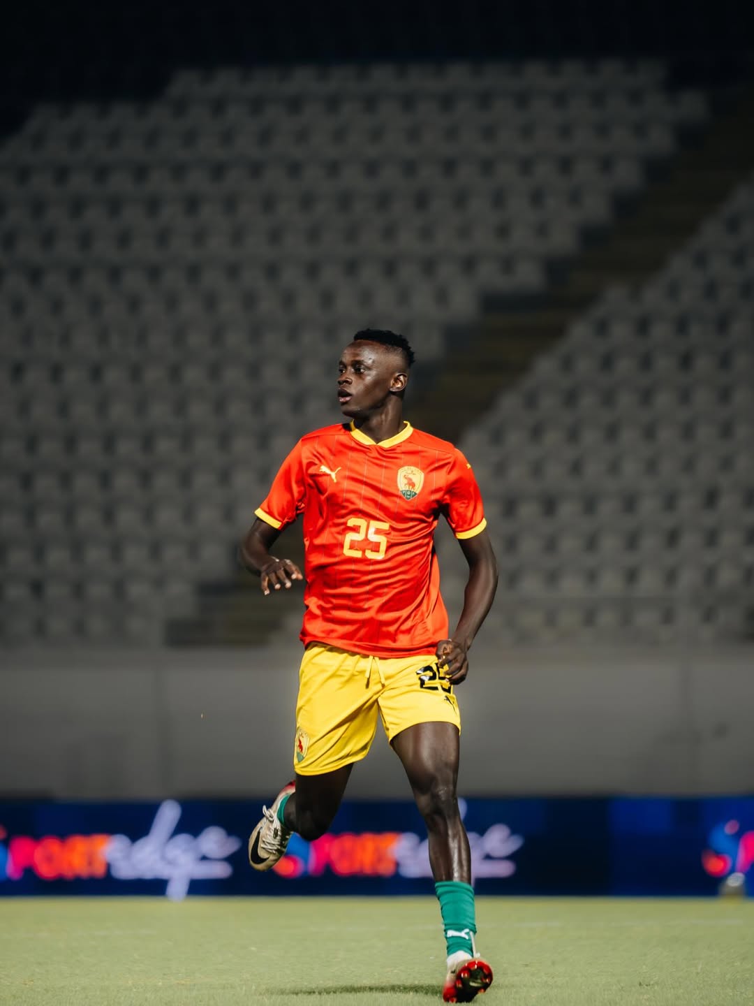 Mamady Cissé pela Seleção de Guiné