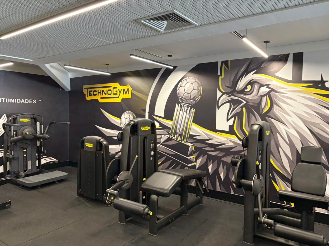 Equipamentos da academia do Atlético
