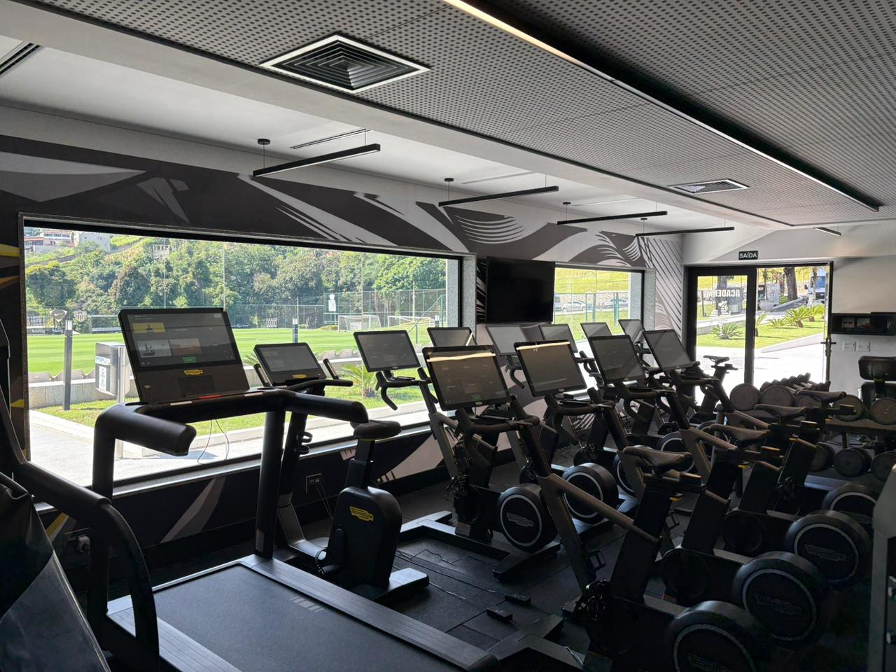 Equipamentos da academia do Atlético