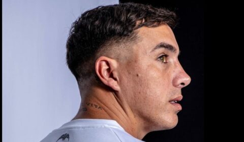 Após 135 dias sem jogar, ex-Atlético estreia por time europeu e ganha elogios