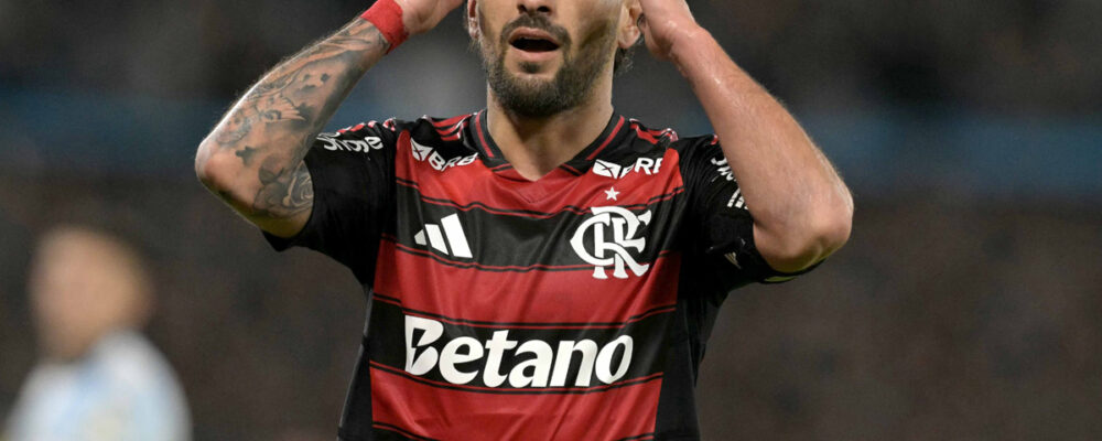 Arrascaeta, do Flamengo, tem lesão confirmada às vésperas da Copa do Mundo