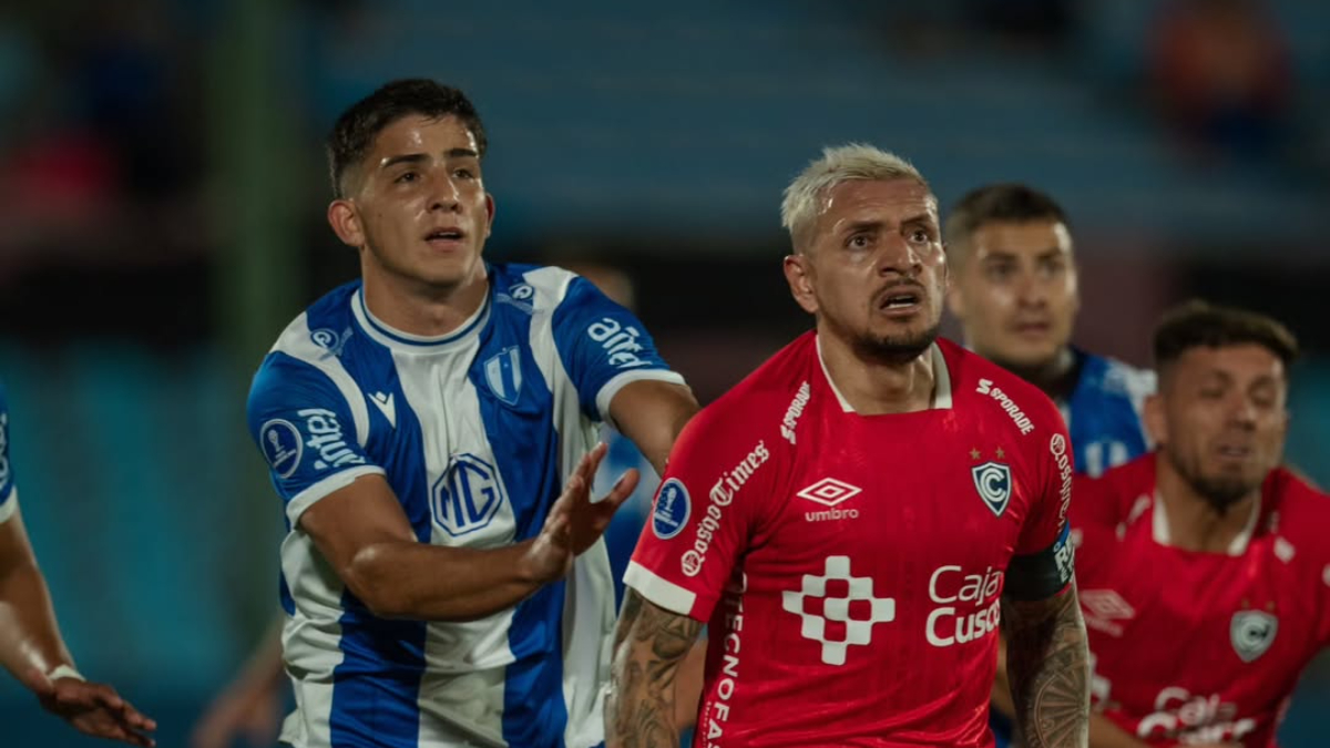 Artilheiro marca no fim, e jogo de grupo do Atlético na Sul-Americana termina empatado