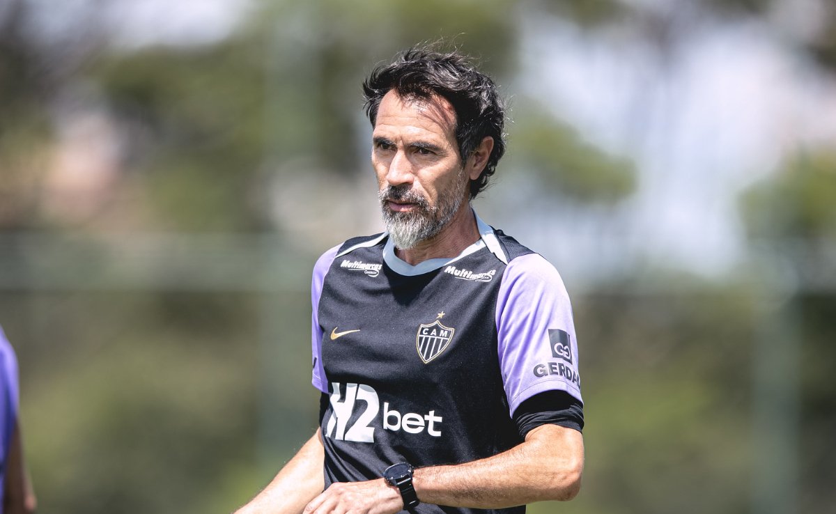 As opções de Domínguez para a escalação do Atlético contra o Juventud