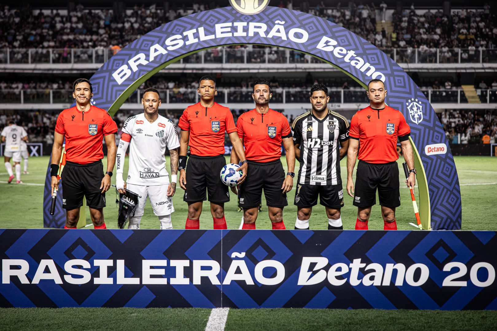 Atlético desafia histórico na Vila Belmiro por feito que não alcança há mais de dois anos