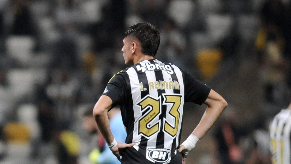 Atlético: presidente do Palestino coloca ‘pá de cal’ em ‘caso Ivan Román’