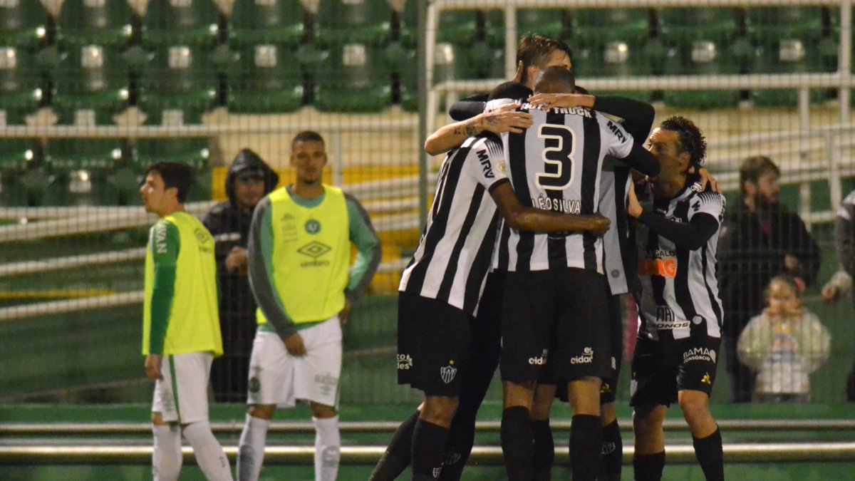 Atlético venceu a Chapecoense apenas duas vezes fora de casa