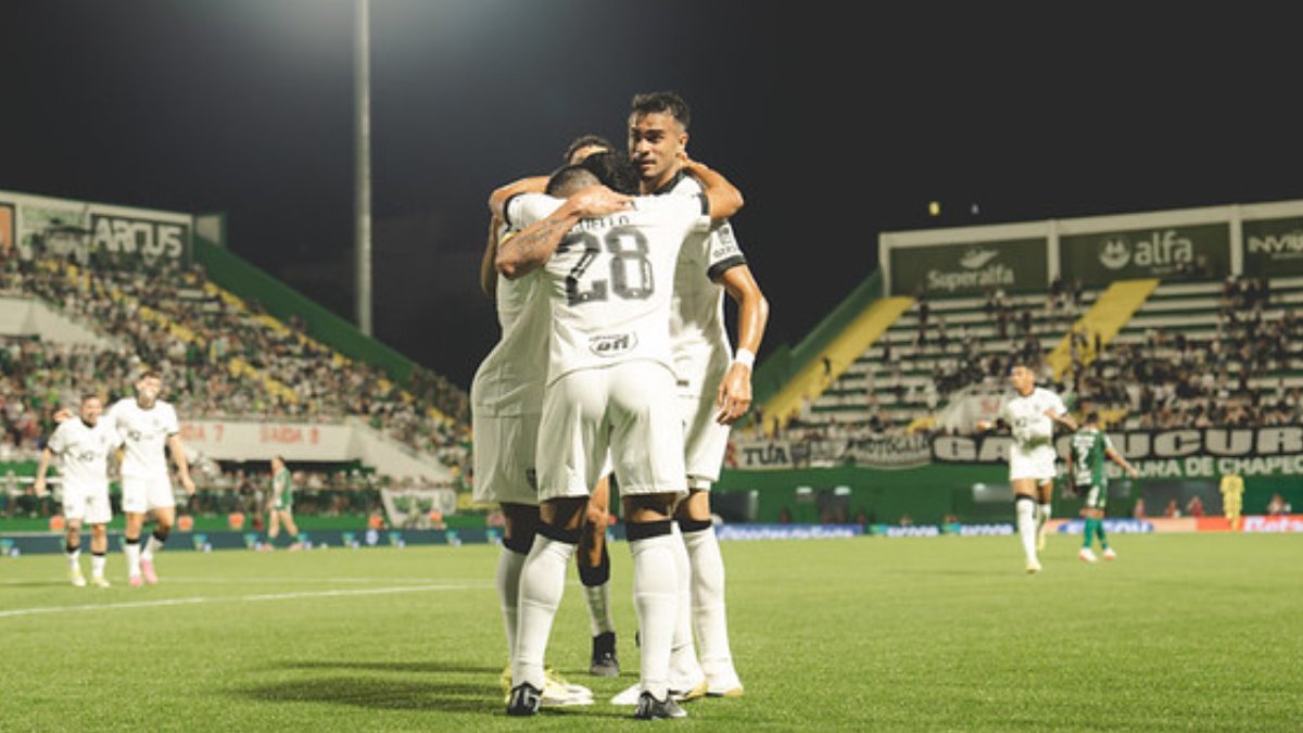Atlético x Athletico-PR: onde assistir, horário e escalações pelo Brasileiro