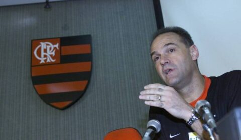 Basquete do Flamengo aposenta camisa 14 de Oscar Schmidt