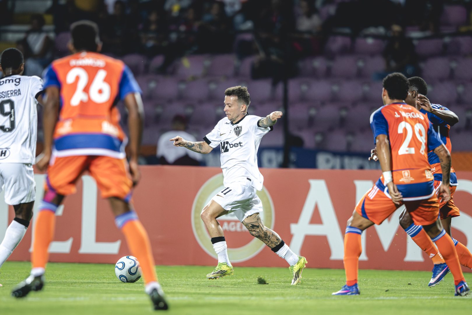 Bernard aponta razão para desempenho ruim do Atlético em derrota