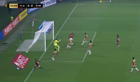 Carrascal, do Flamengo, perde gol ‘feito’ no Maracanã; veja vídeo