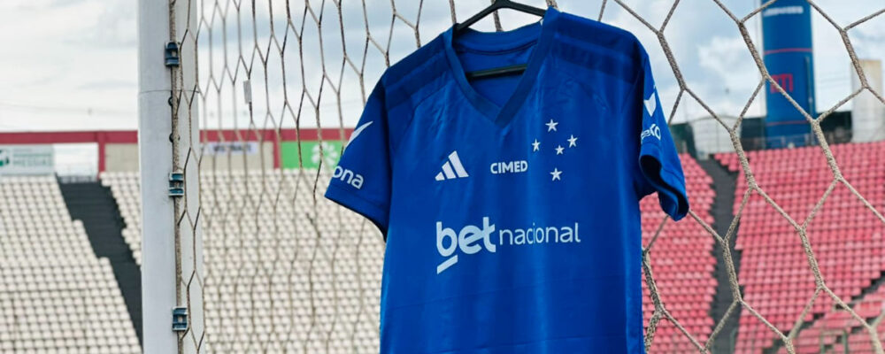 Com mudanças e desfalques, Jonas Urias define escalação do Cruzeiro contra Internacional