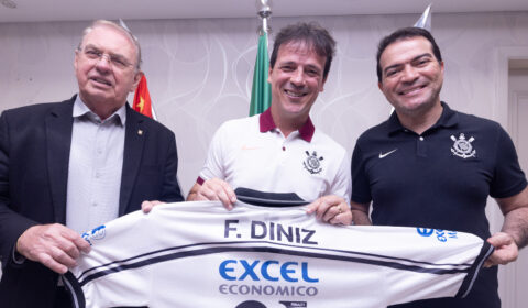 Corinthians anuncia contratação de Fernando Diniz, substituto de Dorival