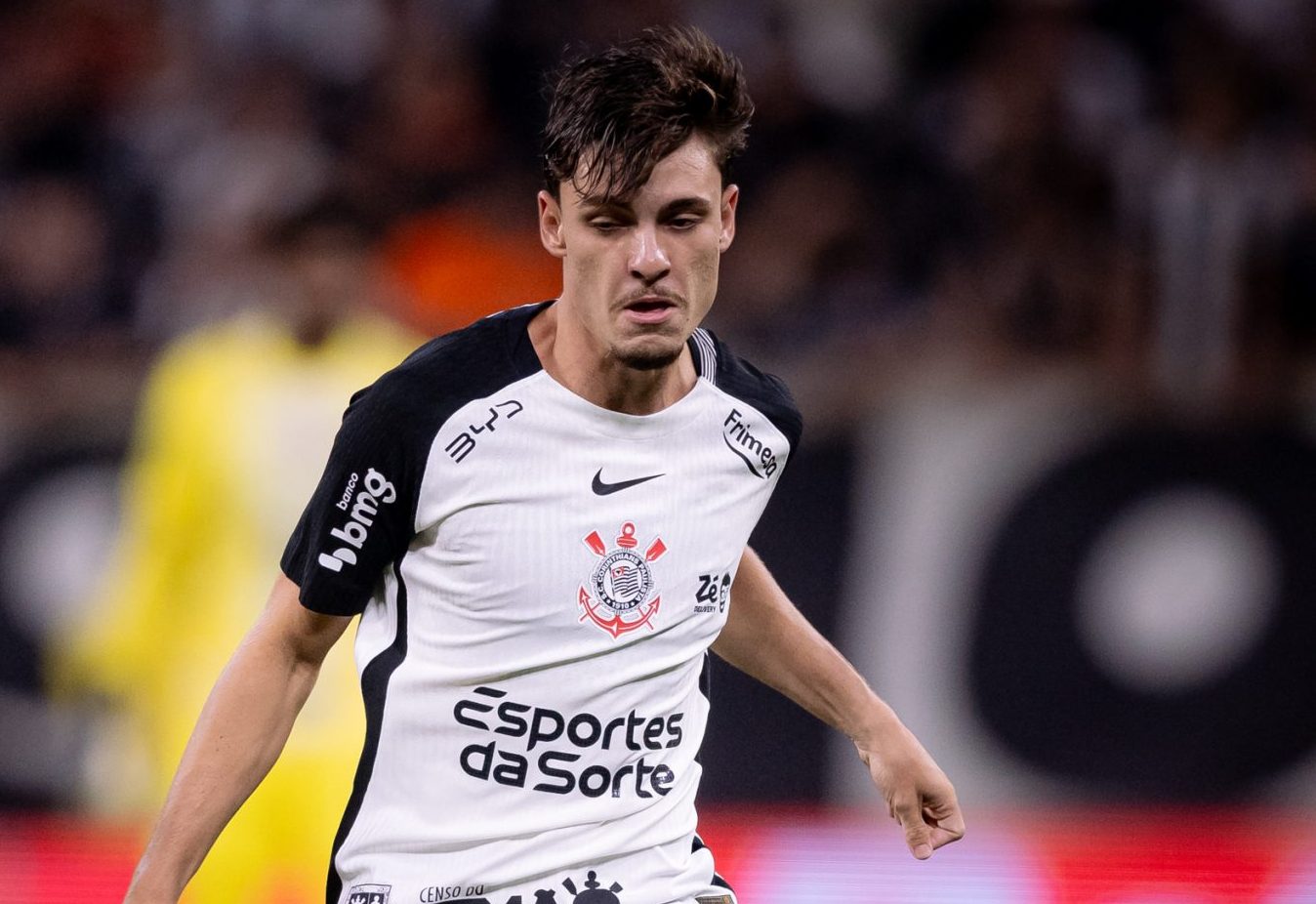 Corinthians e Palmeiras trocam denúncias de agressões a três atletas por funcionários