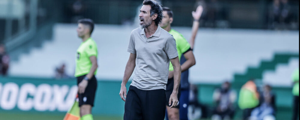 Domínguez aponta ‘dor tremenda’, mas elogia Atlético após derrota: ‘É o caminho’