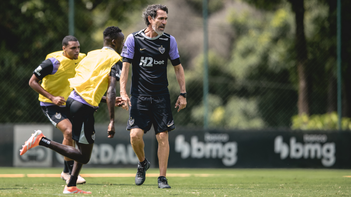 Domínguez revela discussões no treino do Atlético: ‘Me deu a tranquilidade de seguir’