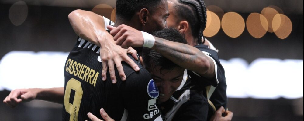 Em qual canal vai passar Atlético x Ceará hoje (23/4)?
