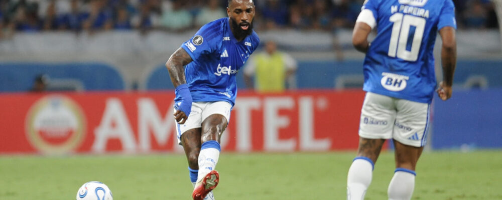 Em qual canal vai passar Cruzeiro x Boca Juniors hoje (28/4)?