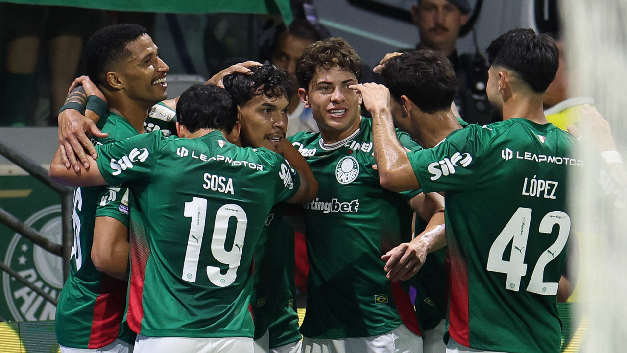 Em qual canal vai passar Palmeiras x Jacuipense hoje (23/4)?