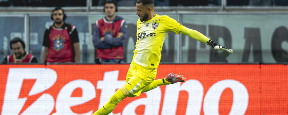 Everson se preocupa com momento do Atlético e aponta erros