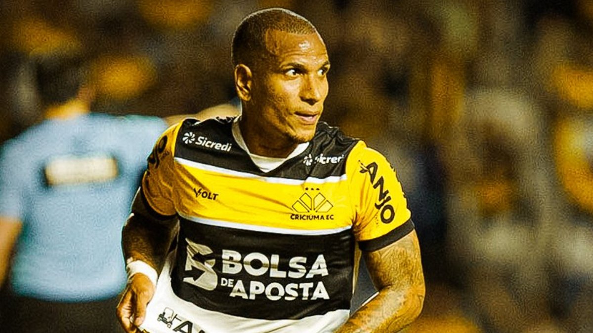 Ex-meia do Atlético, Otero decide jogo da Série B com golaço de falta nos acréscimos