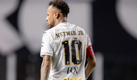 Felipe Melo destaca ‘covardia’ de Neymar em vitória do Santos: ‘Complicado para os antis’