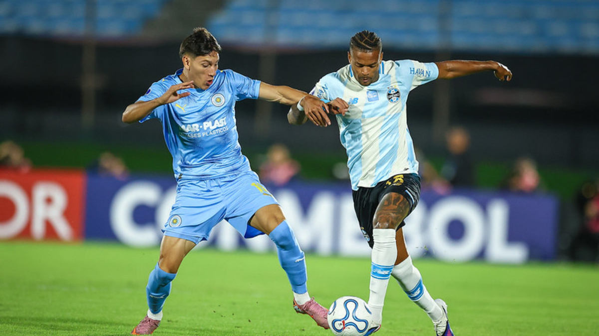 Grêmio joga mal e perde para City Torque na Sul-Americana